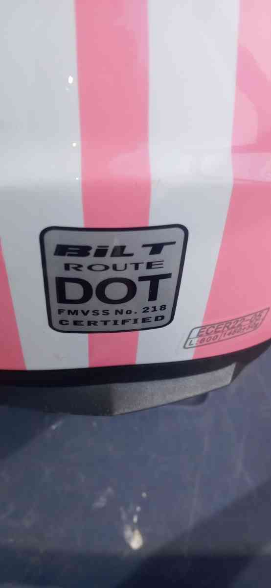 a pink DOT motorcycle helmet - Huntsville, Alabama - FleaMarketBay