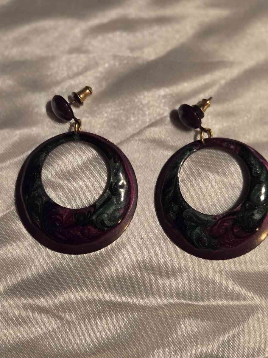 Earrings variety - Houston, Texas - FleaMarketBay