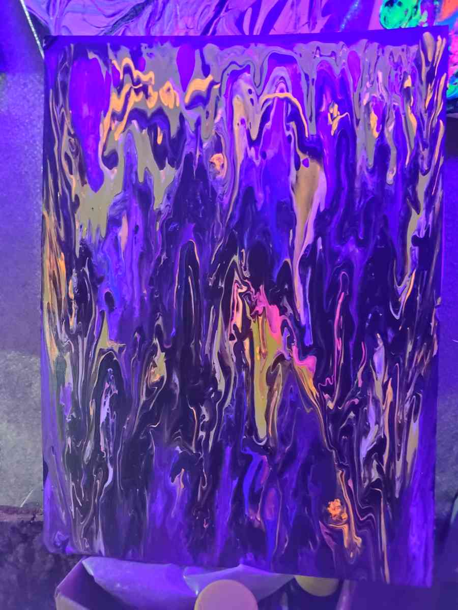 resin dirty pour - Louisville, Kentucky