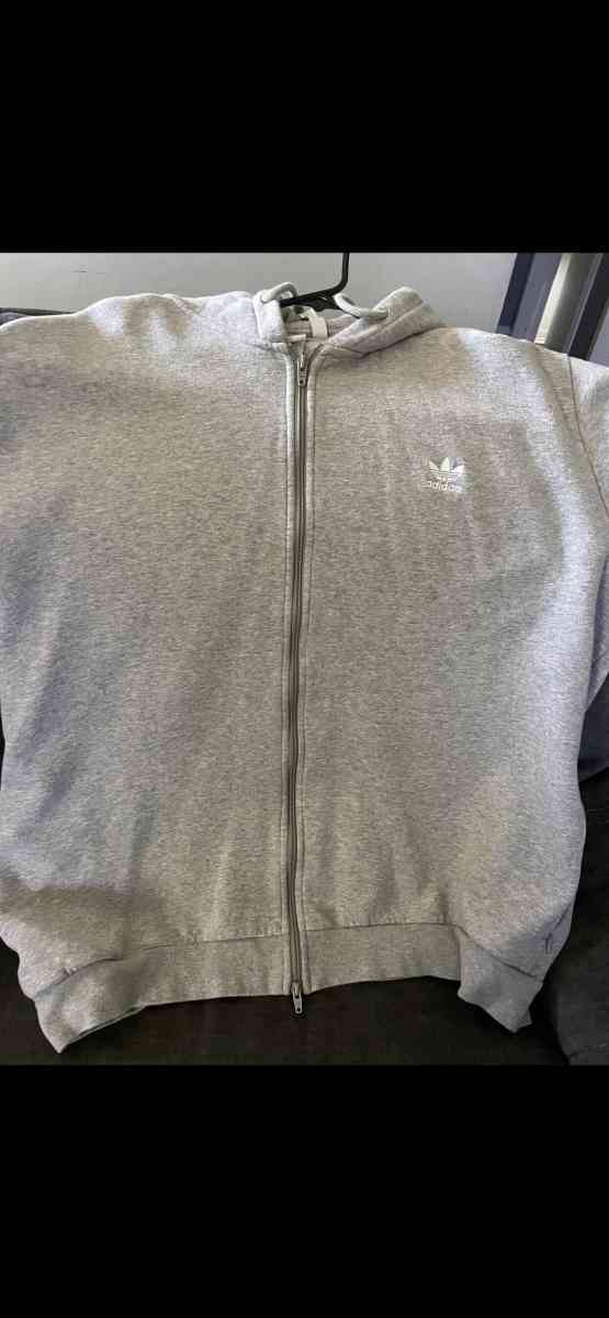 Grey zip up hoodie - Melrose Park, Illinois - FleaMarketBay
