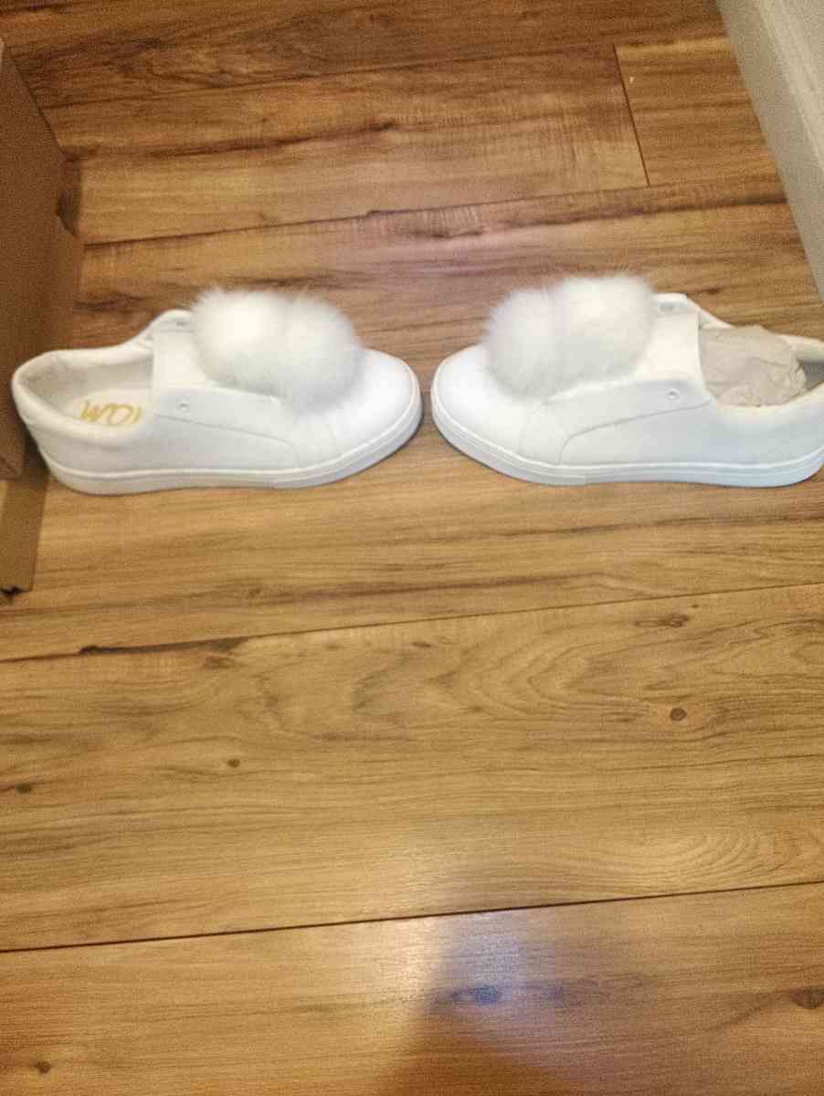 same Edelman - Delaware City, Delaware - FleaMarketBay