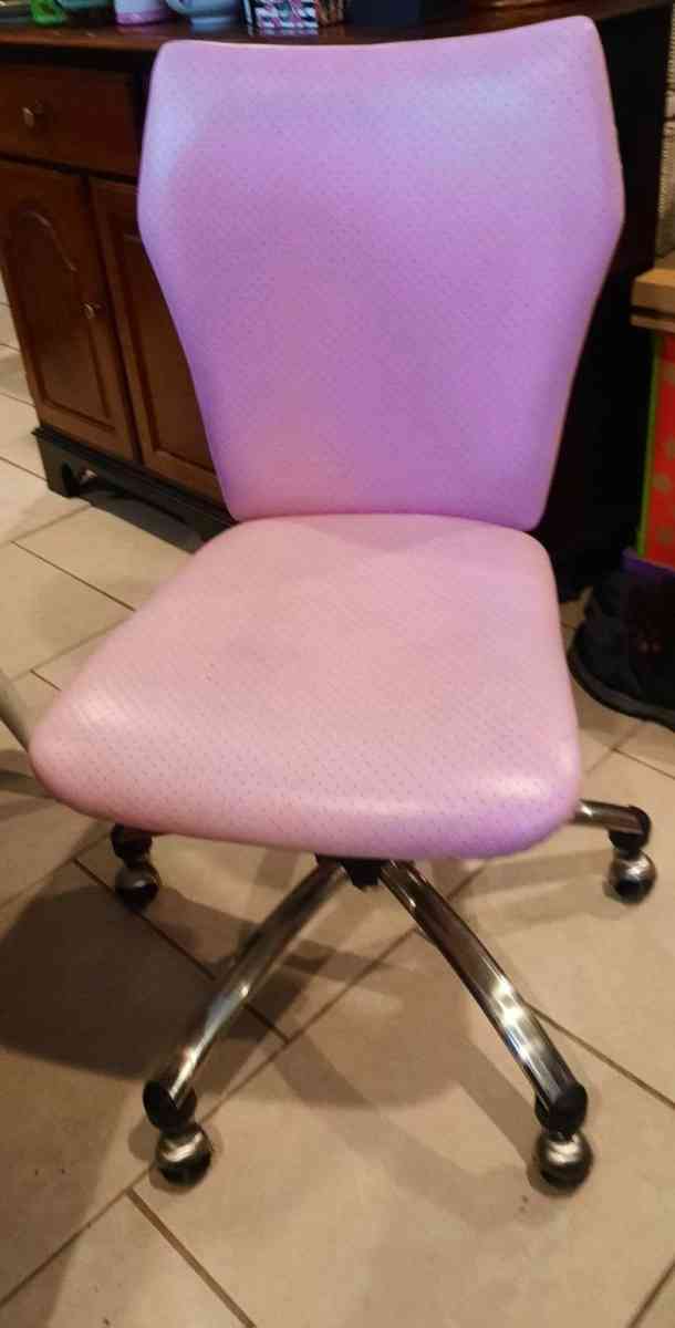 rolling chair - Port Jefferson Station, New York - FleaMarketBay