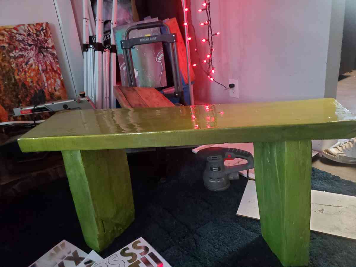 solid oak wood bench - Louisville, Kentucky