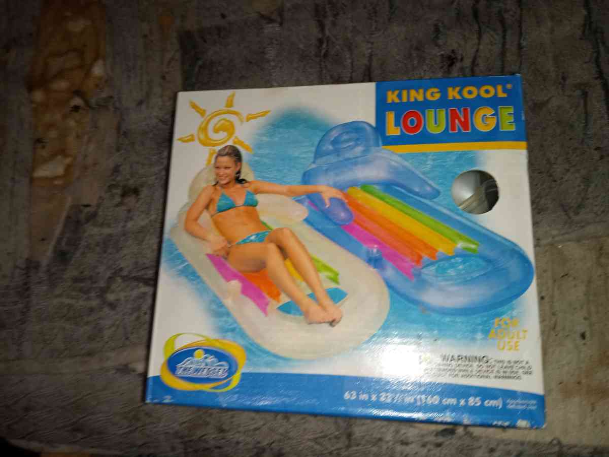 King Kool lounge - Clarksville, Tennessee - FleaMarketBay