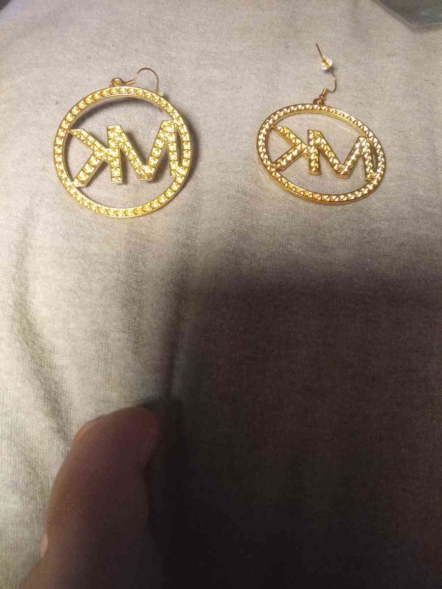earrings gold Michael kors - Cleveland, Ohio - FleaMarketBay