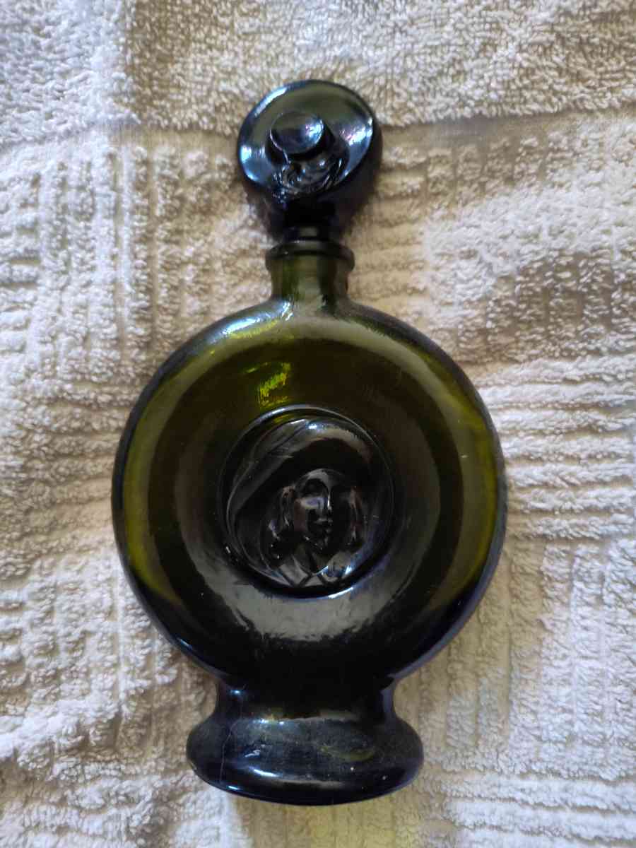 French perfume bottle - Vanderbilt, Michigan