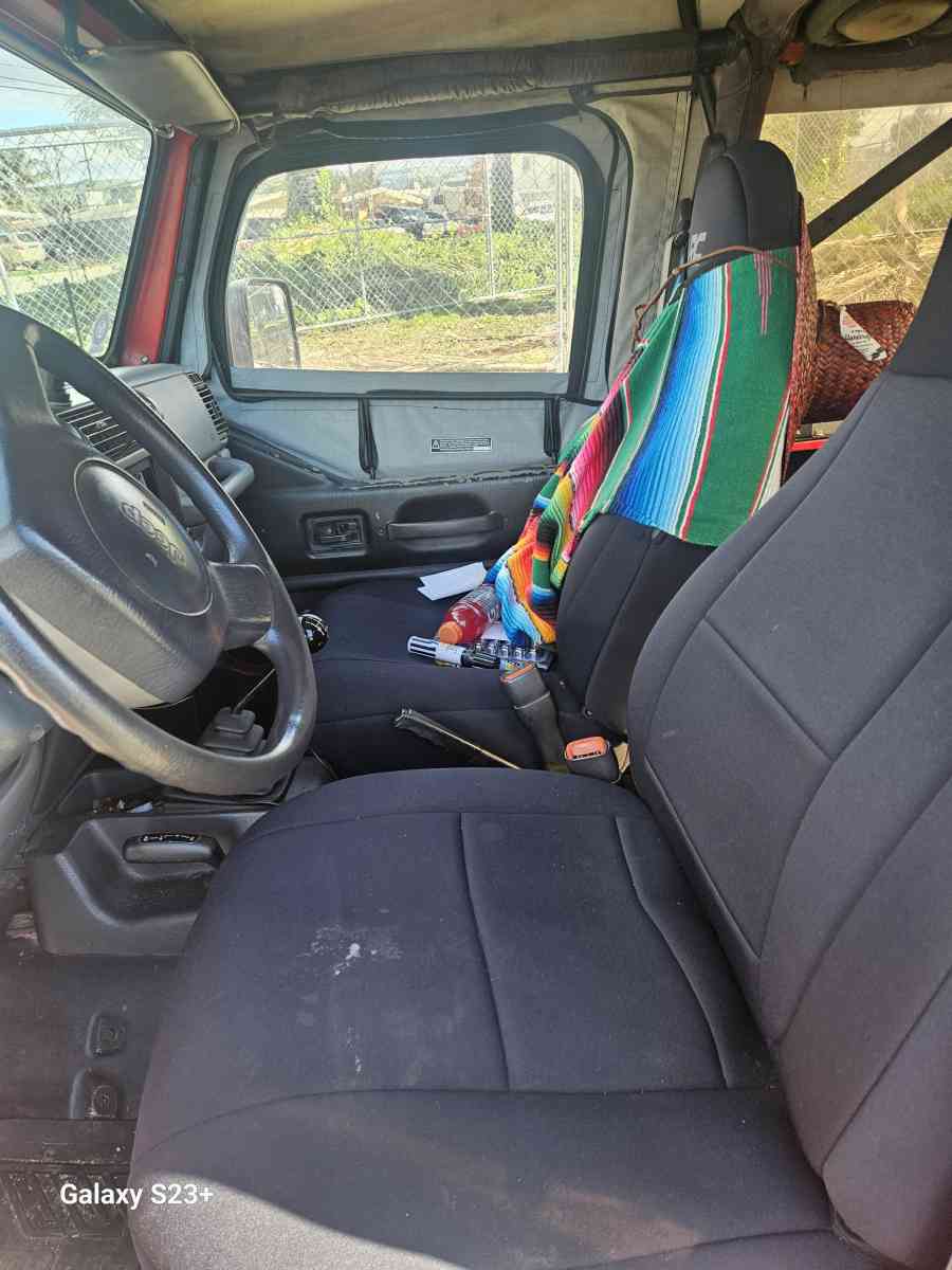 jeep wrangler se - Fair Oaks, California - FleaMarketBay