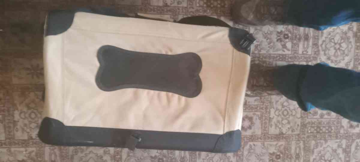 Brand new cat or dog carrier - Junction City, Kansas
