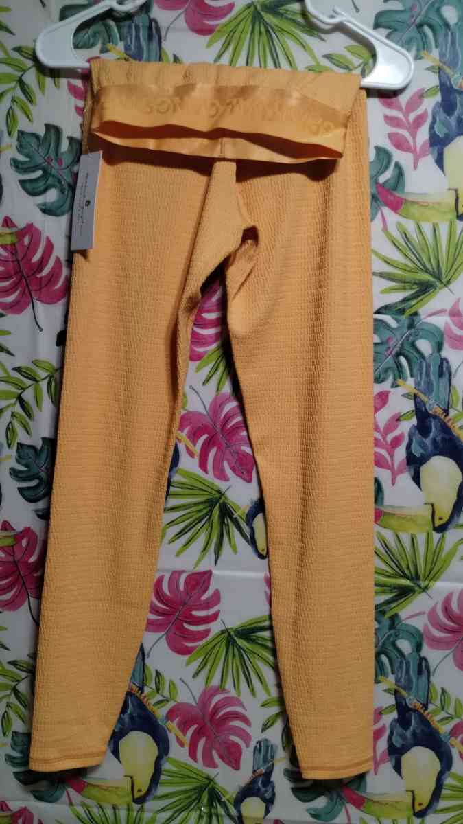 Spiritual Gangster Leggings yellow - Poplarville, Mississippi