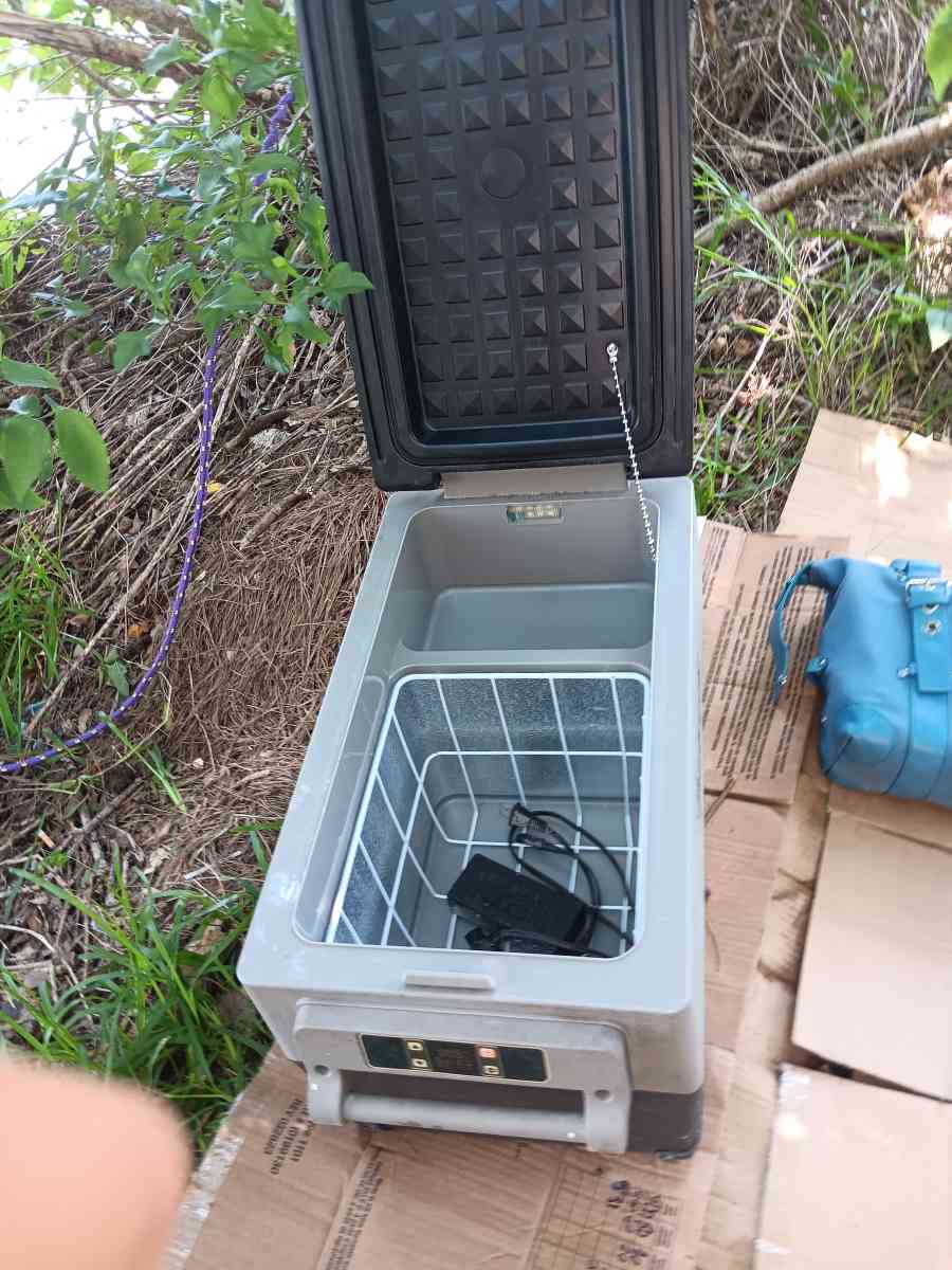 AstroAI Ice Chess - Baytown, Texas - FleaMarketBay