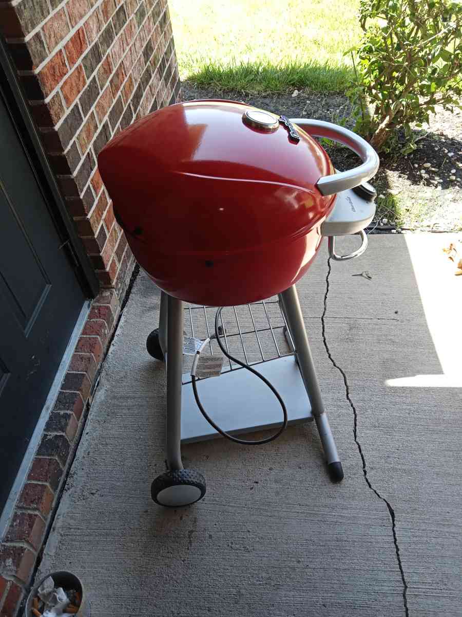 Char Broil Electric Grill - Kokomo, Indiana - FleaMarketBay