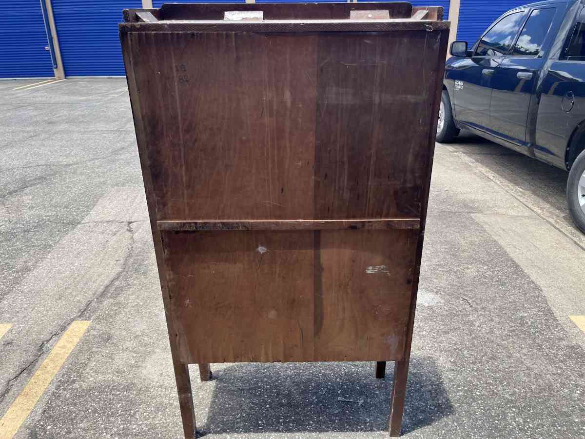 Antique Hutch Cabinet - Bacliff, Texas - FleaMarketBay