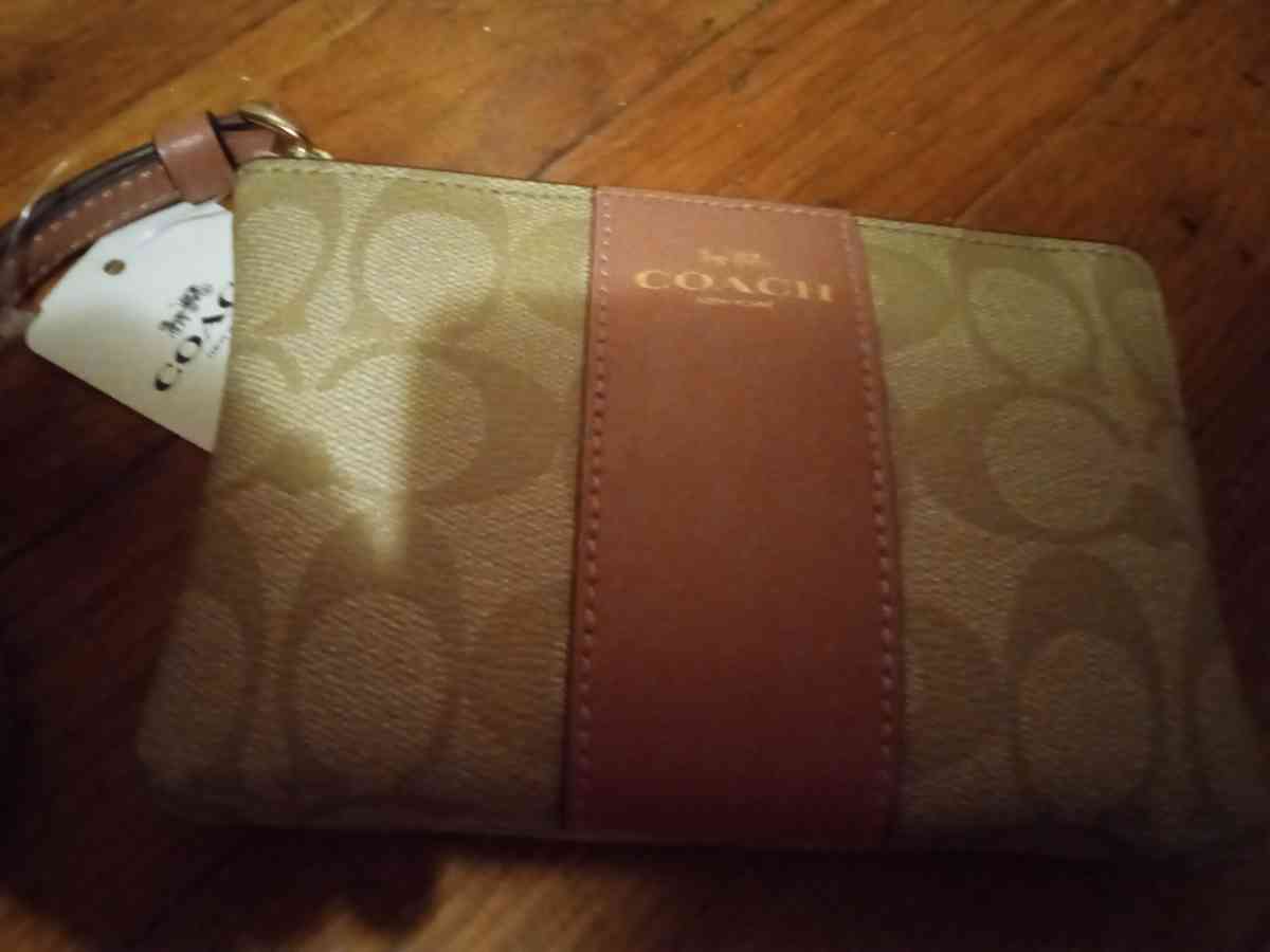 Coach - Irvington, New Jersey