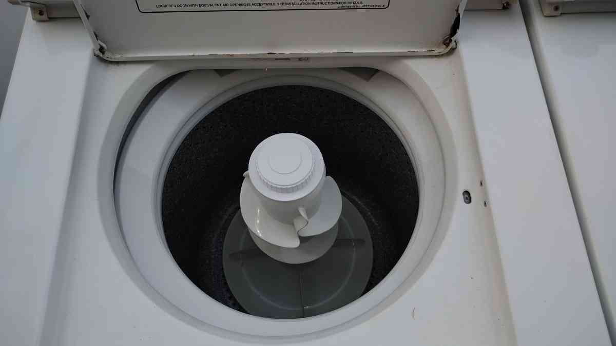 whirlpool washer and gas dryer - Fullerton, California - FleaMarketBay