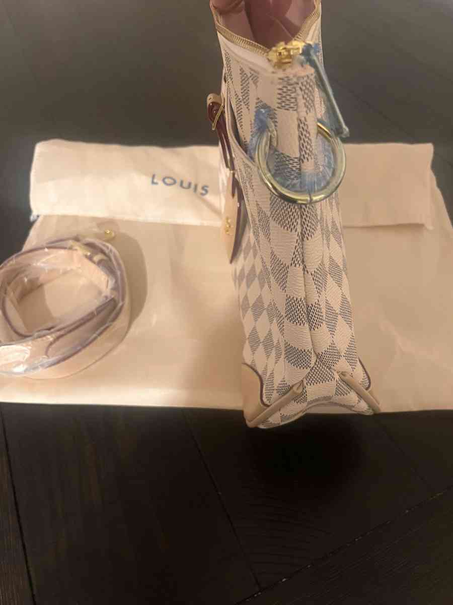 handbag - Allamuchy, New Jersey - FleaMarketBay