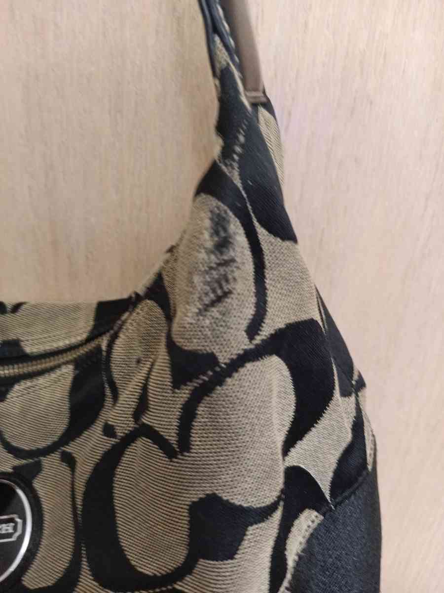 Coach beige and black canvas with leather trim - Friday Harbor, Washington - FleaMarketBay