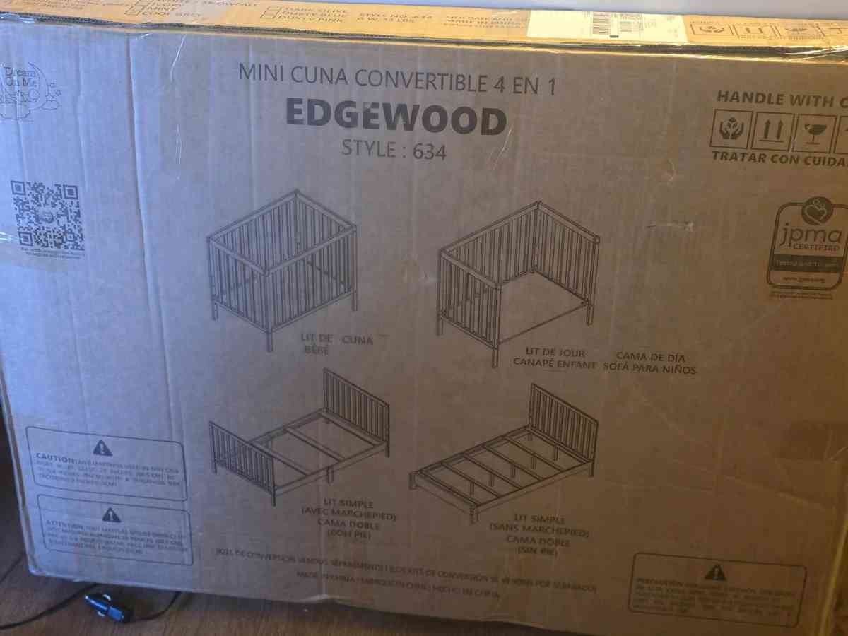 Convertible 4 n 1 - Pueblo, Colorado