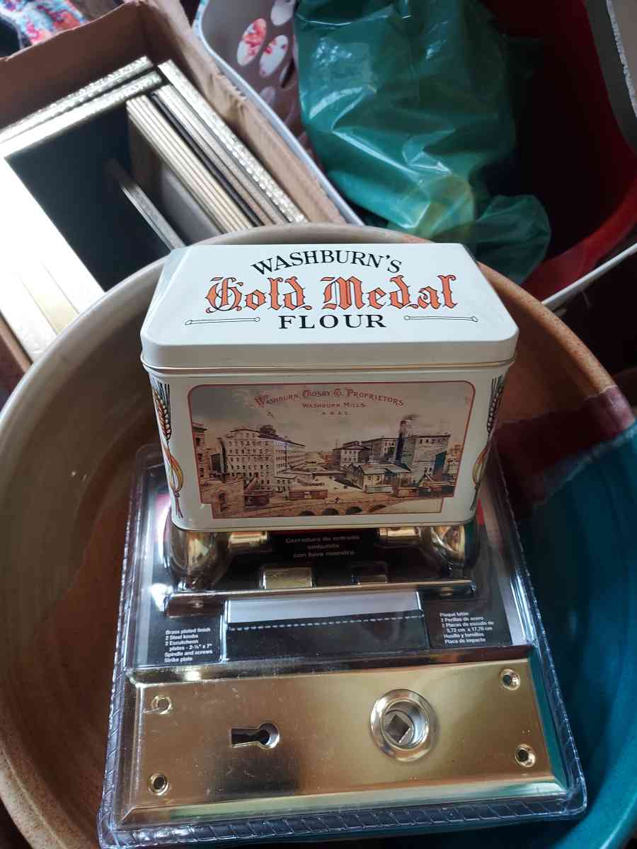 Washburn tin with ORIGINAL RECIPES  extra blank cards of old - Albuquerque, New Mexico - FleaMarketBay