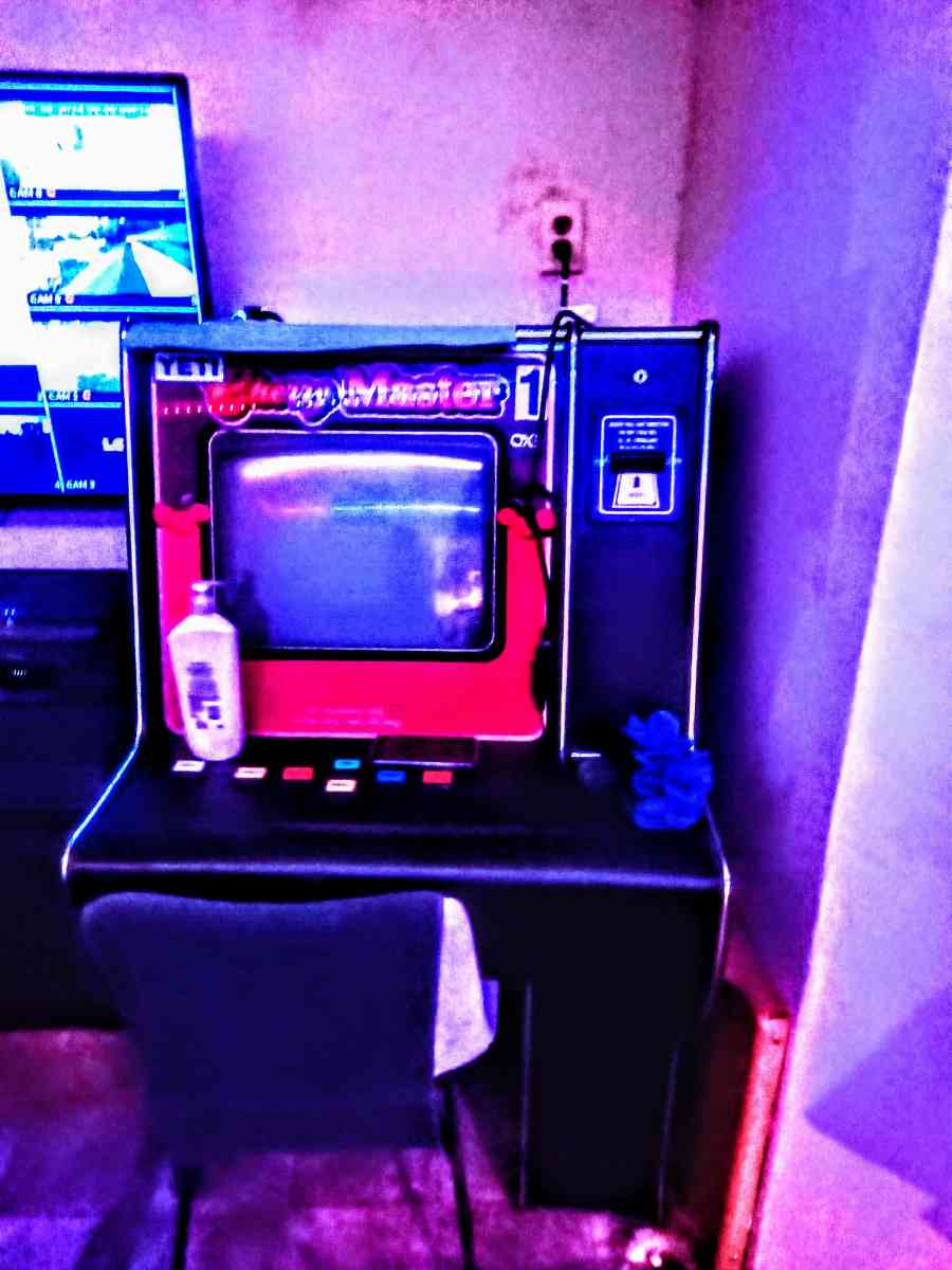 Restored original Cherry Master Slot W Dinah bonus game gam