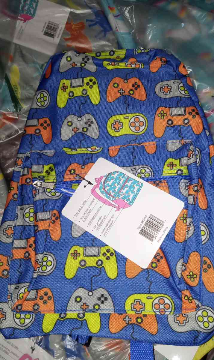 2 Backpacks for 20Dollars - Rancho Cordova, California - FleaMarketBay