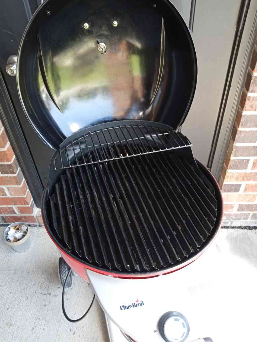 Char Broil Electric Grill - Kokomo, Indiana - FleaMarketBay