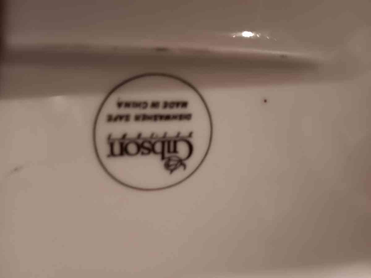 1999Gibson Platter Calla Lily 14 x 10 Steak Platters Flower - Dayton, Ohio - FleaMarketBay