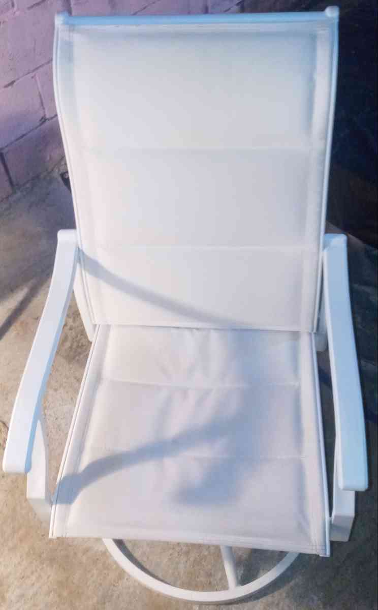 rocking spin chair - Huntsville, Alabama - FleaMarketBay