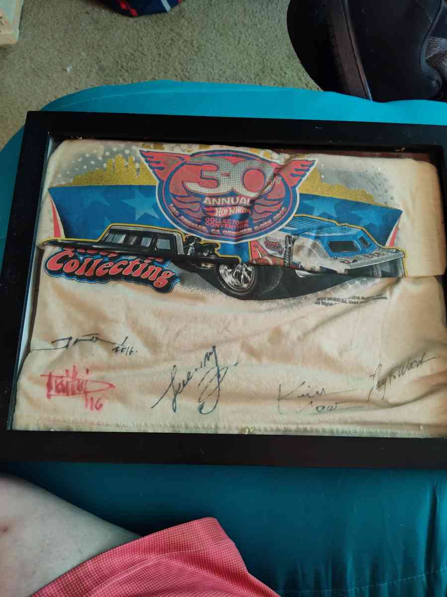 signed hot wheels shirt from 30th convention - Beaverton, Oregon