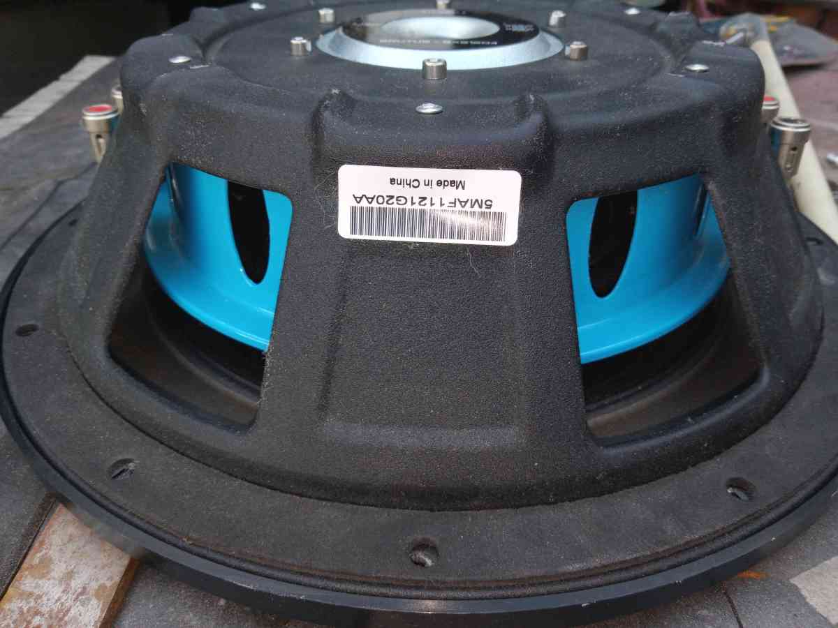 NEW HIFONICS SPEAKERS - Sandusky, Ohio - FleaMarketBay