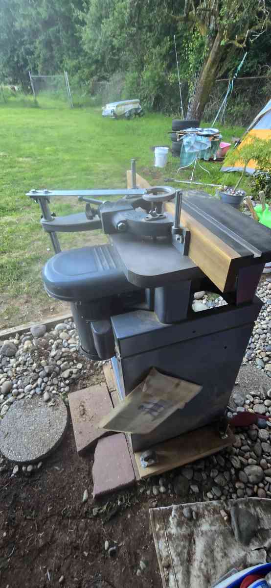 wood shaper with a bunch of bits - Olympia, Washington - FleaMarketBay