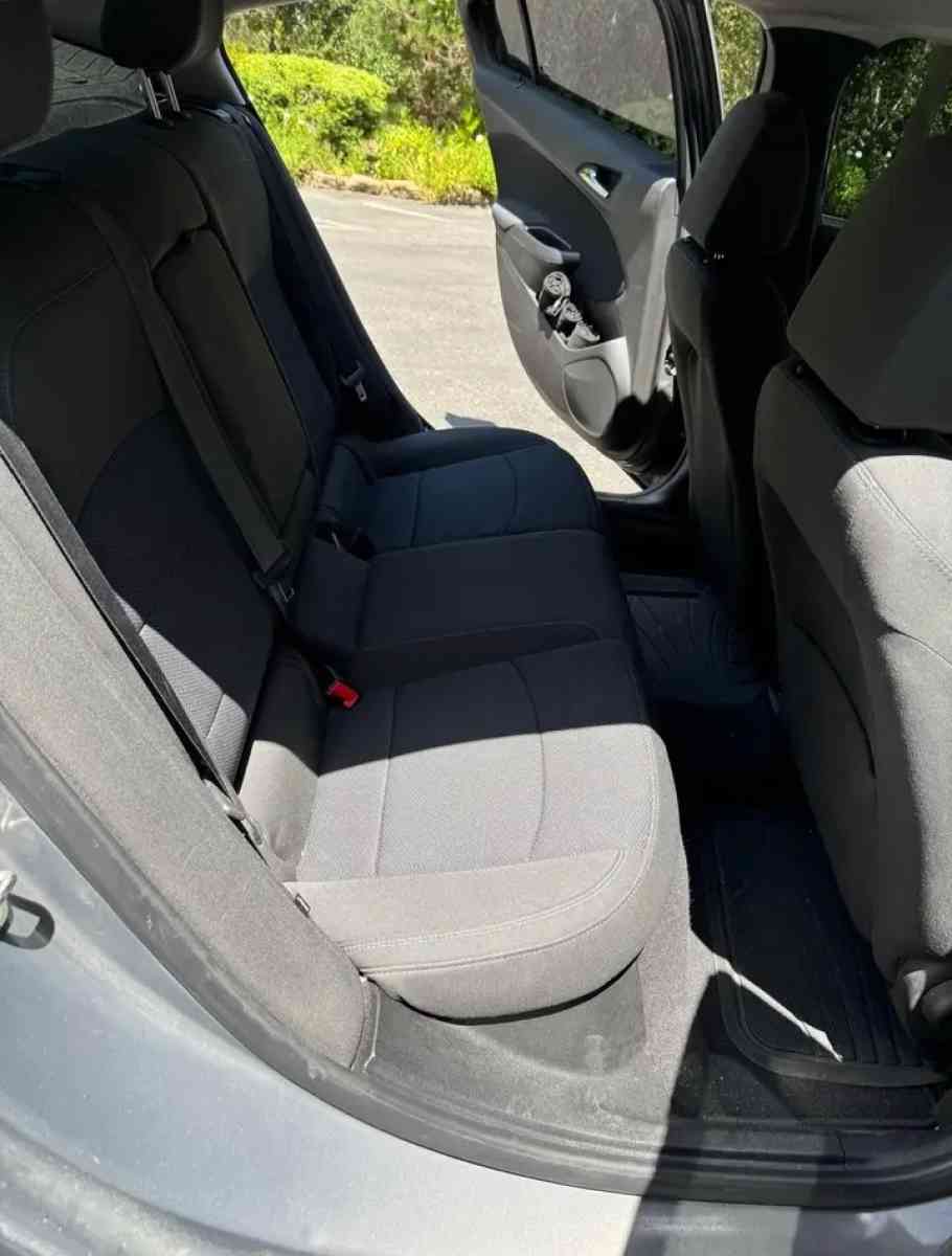 2018 Chevrolet Cruze - Los Altos, California - FleaMarketBay