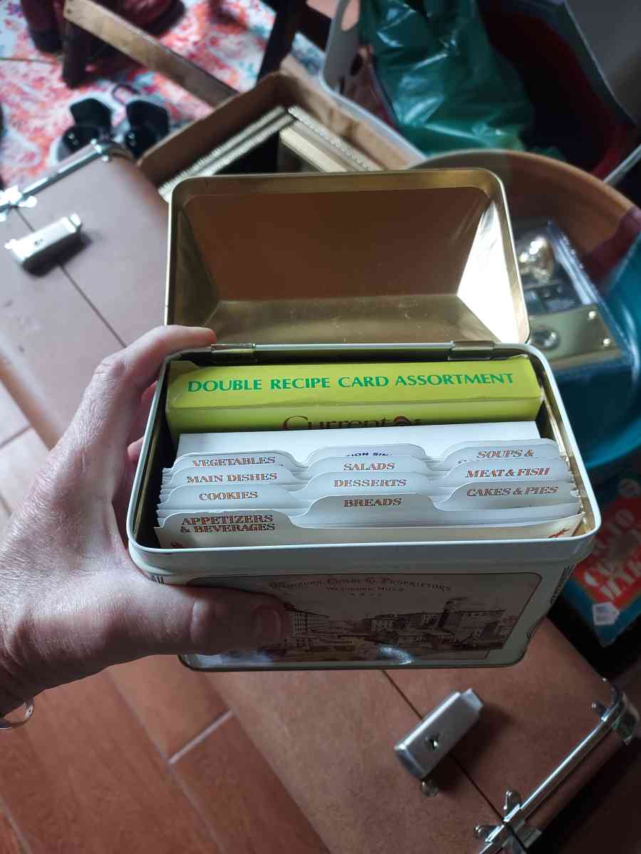 Washburn tin with ORIGINAL RECIPES  extra blank cards of old - Albuquerque, New Mexico - FleaMarketBay