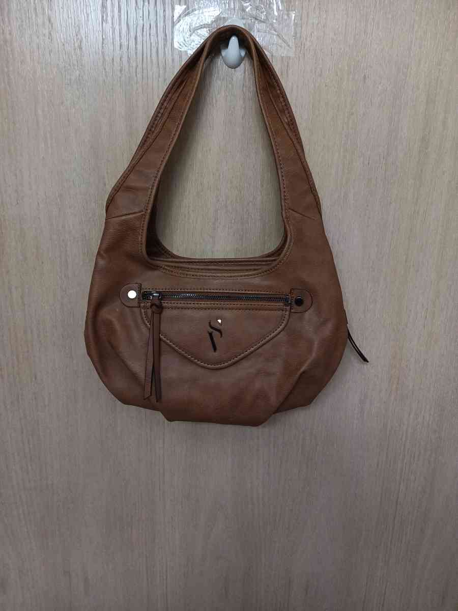 Vera Wang purse - Friday Harbor, Washington - FleaMarketBay