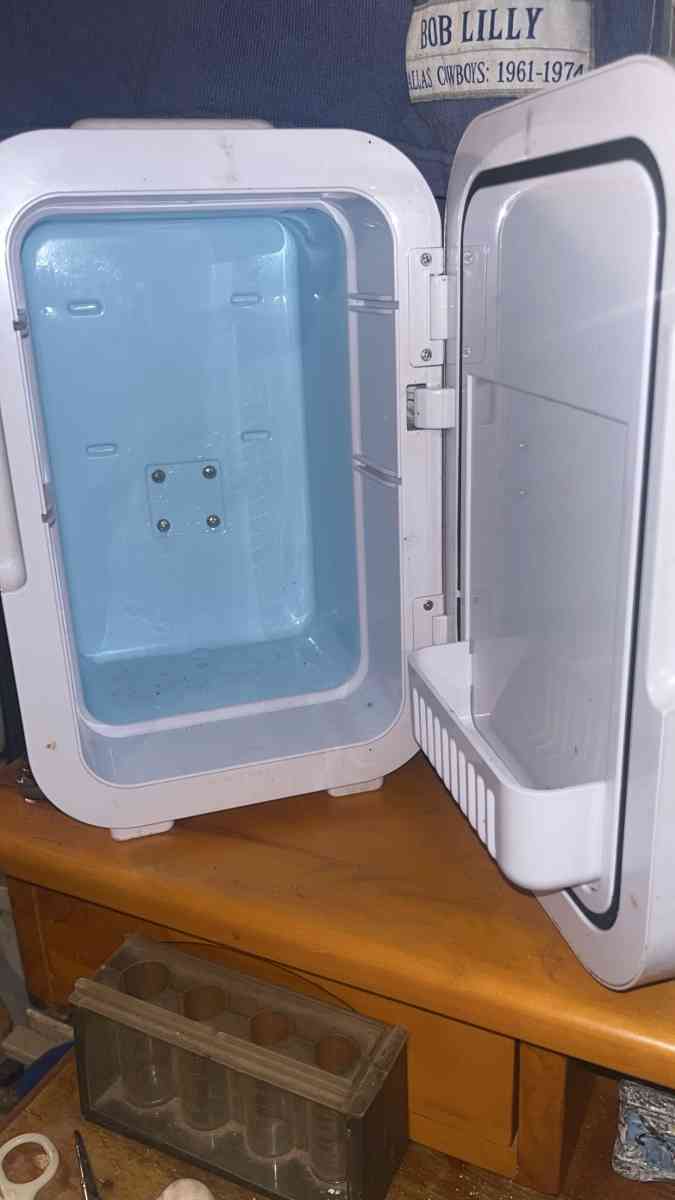 Mini Skincare Fridge - Gaffney, South Carolina - FleaMarketBay
