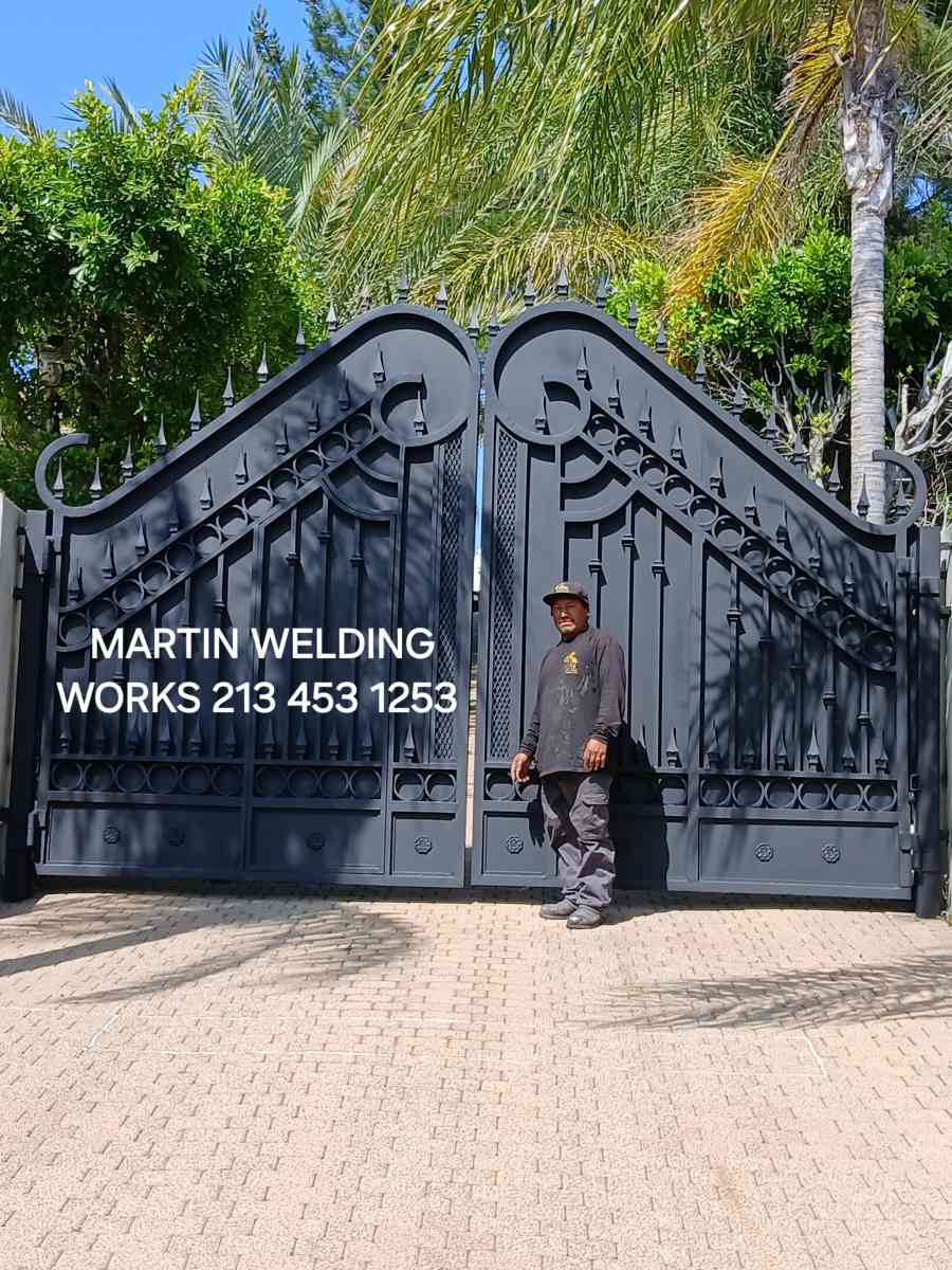 FENCES GATES IRON WORKS - Woodland Hills, California - FleaMarketBay