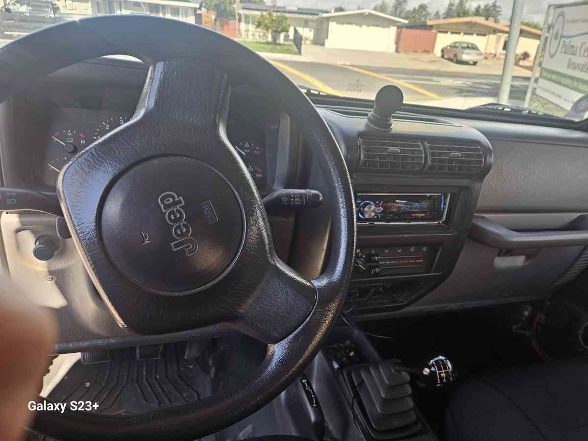 jeep wrangler se - Fair Oaks, California - FleaMarketBay