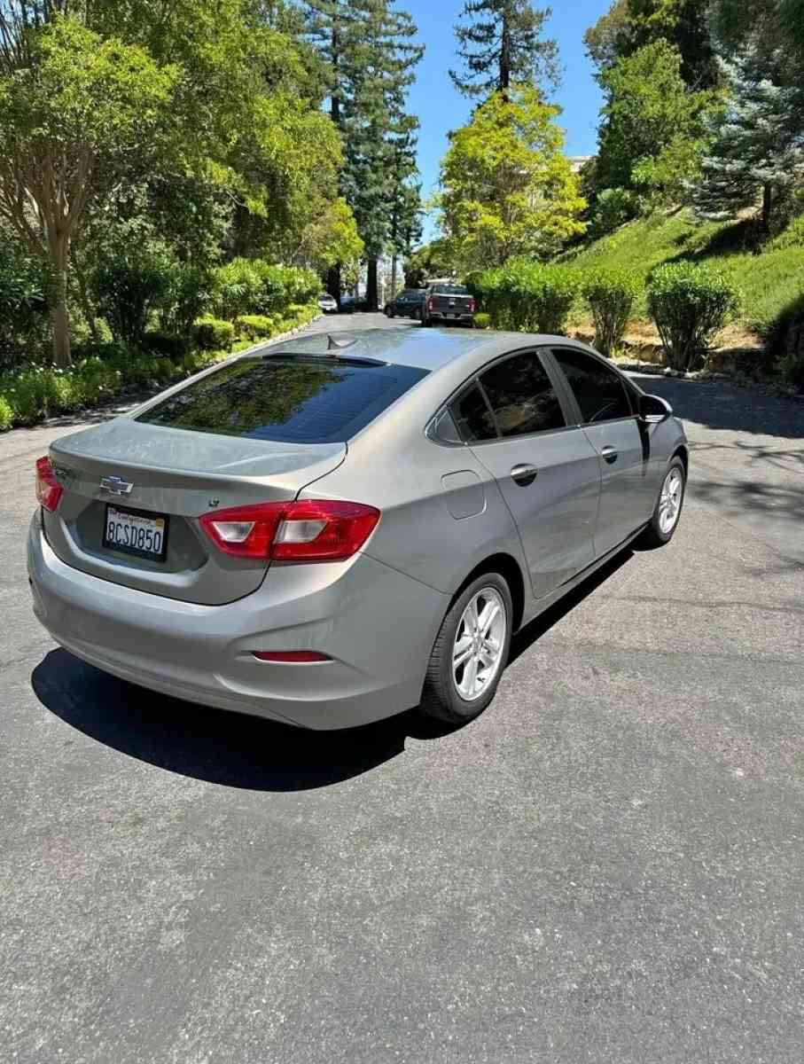 2018 Chevrolet Cruze - Los Altos, California - FleaMarketBay