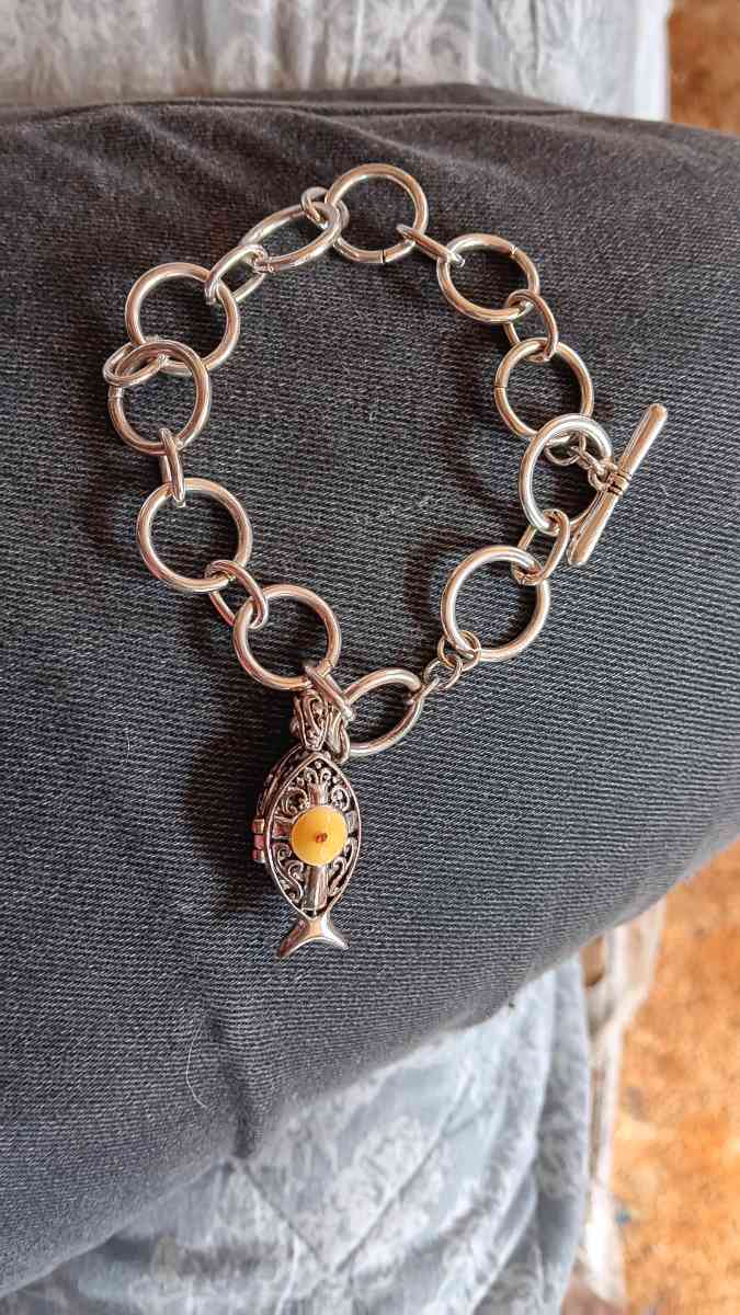 bracelet - Norco, California