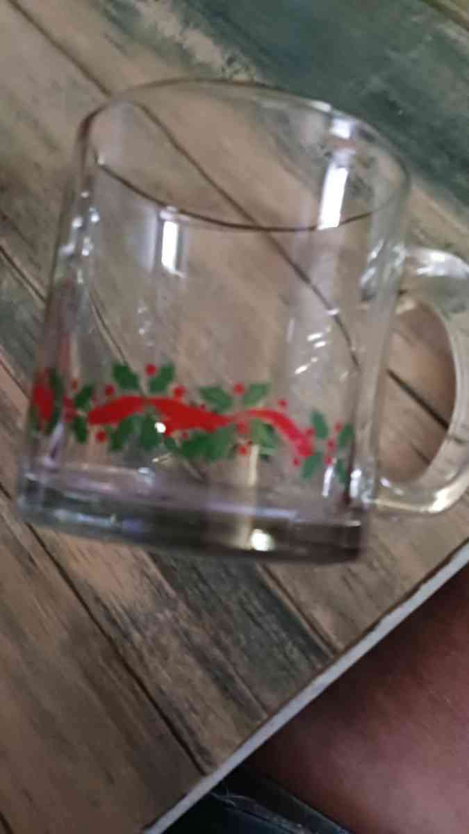 vintage clear gold rimmed mug with Holly berries - Des Moines, Iowa - FleaMarketBay