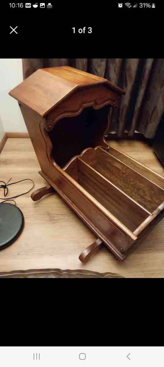 Hooded wooden rocking cradle - Portland, Oregon - FleaMarketBay