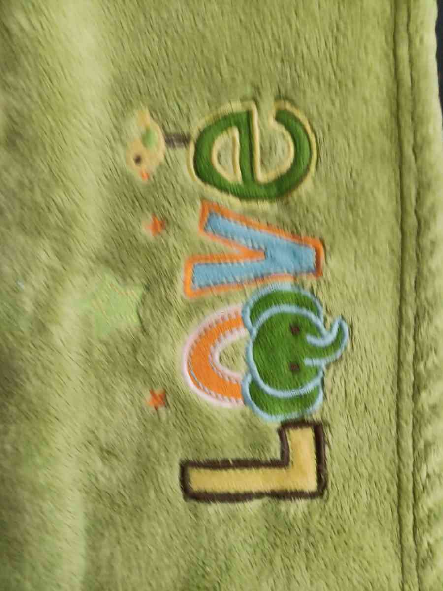 baby blanket - Albion, Michigan - FleaMarketBay