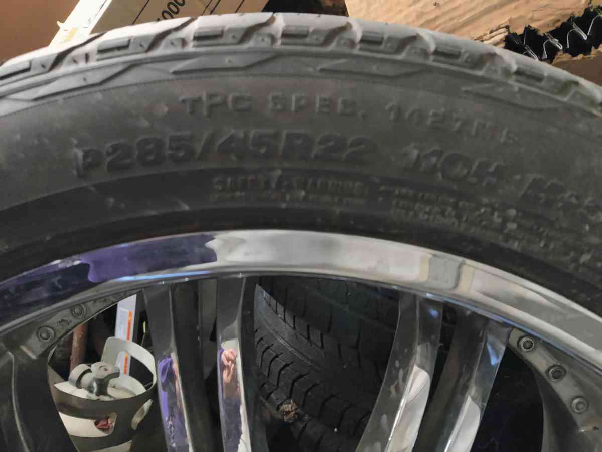 four tires onrims - Canton, Ohio - FleaMarketBay