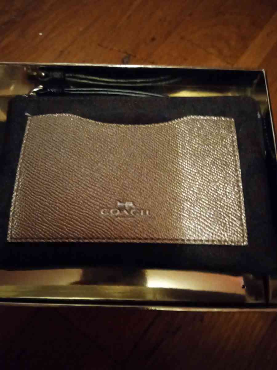 Coach handbag - Irvington, New Jersey