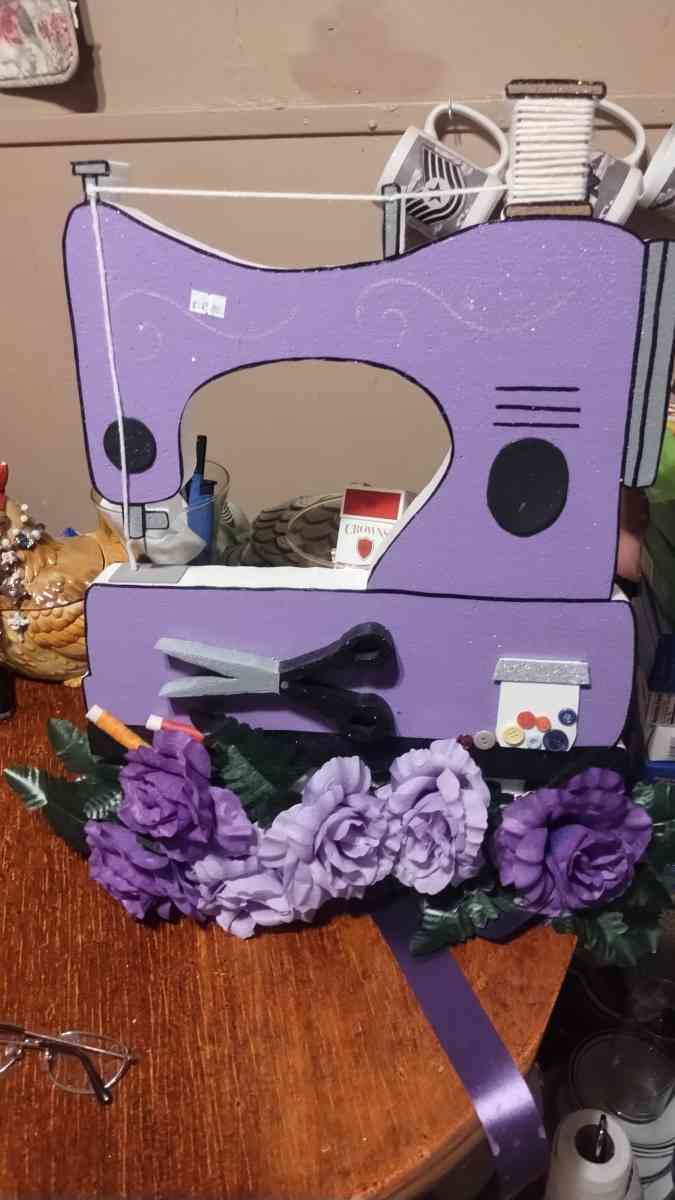 sewing machine floral arrangement - Abilene, Texas