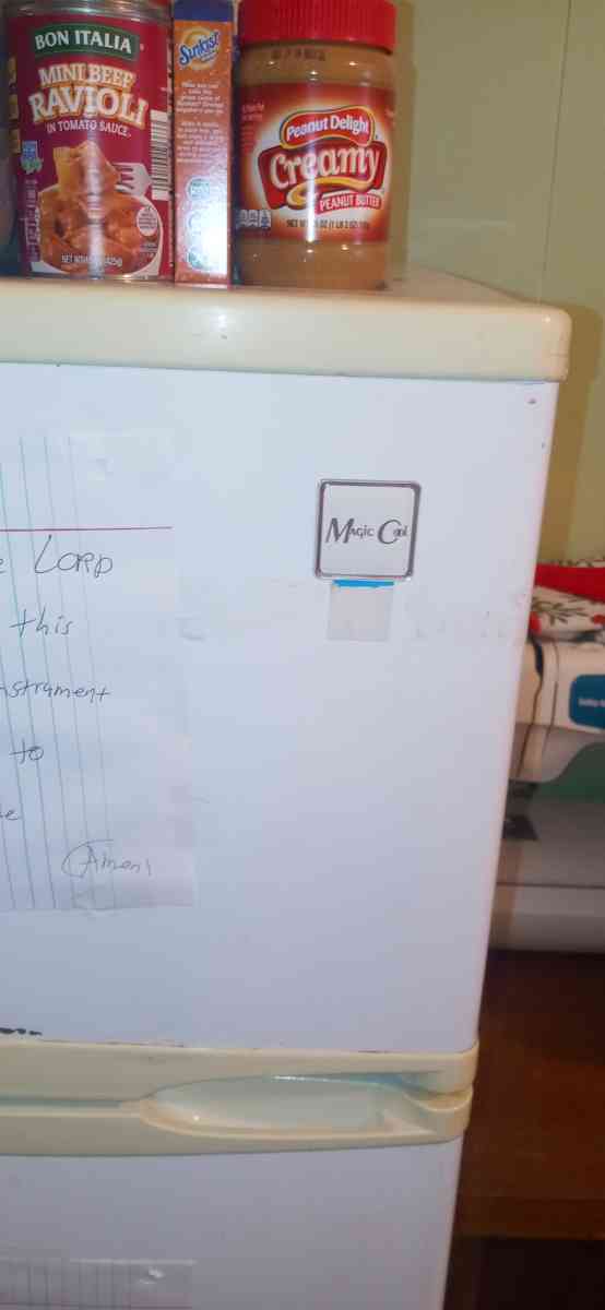 a magic chef refrigerator - Adamsville, Alabama - FleaMarketBay