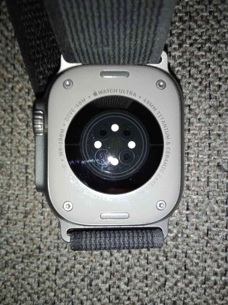 Apple watch ultra - Blue Ridge, Georgia - FleaMarketBay