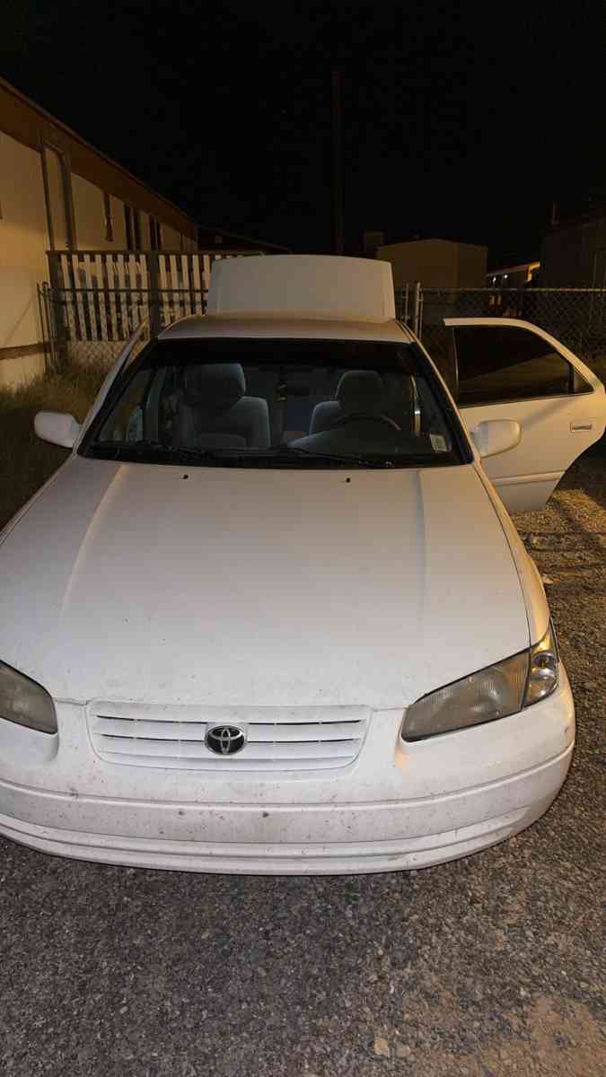 1998 Camry le - Pahrump, Nevada - FleaMarketBay