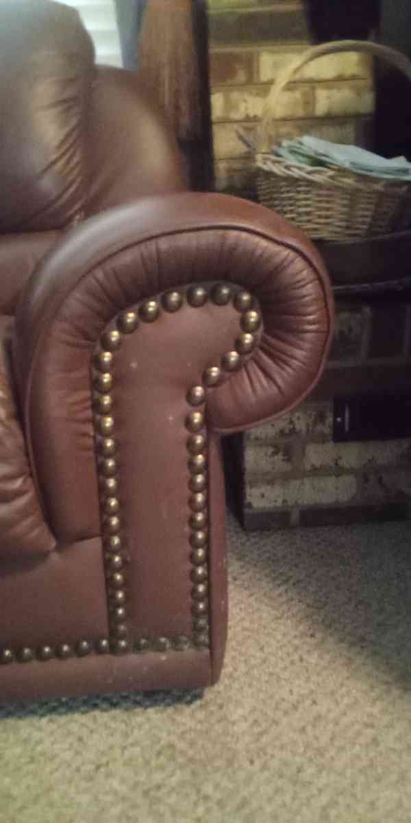 Leather Couch and Loveseat - Gaston, North Carolina - FleaMarketBay