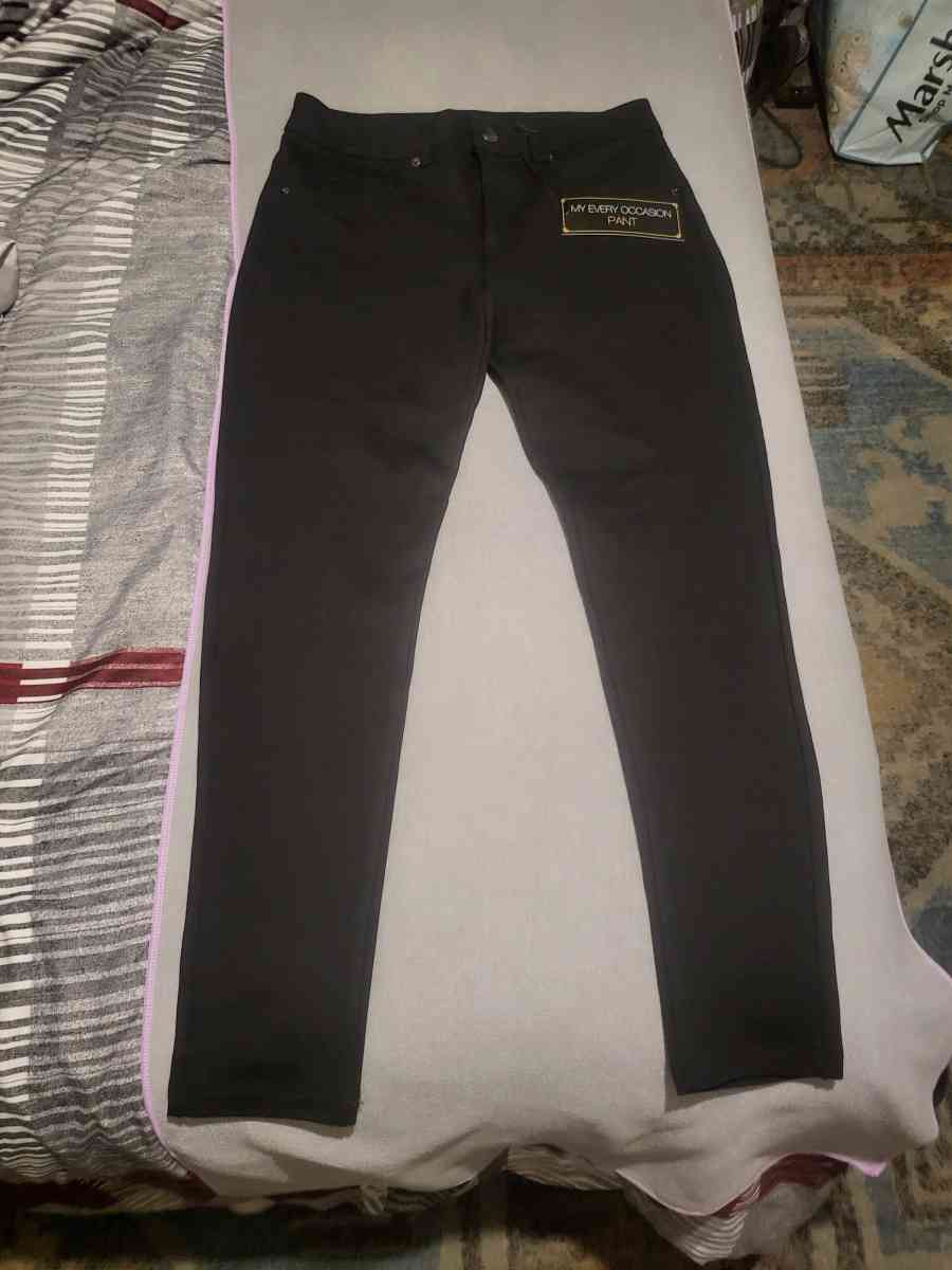 womens black skinny ankle jeans - Anderson, Indiana - FleaMarketBay