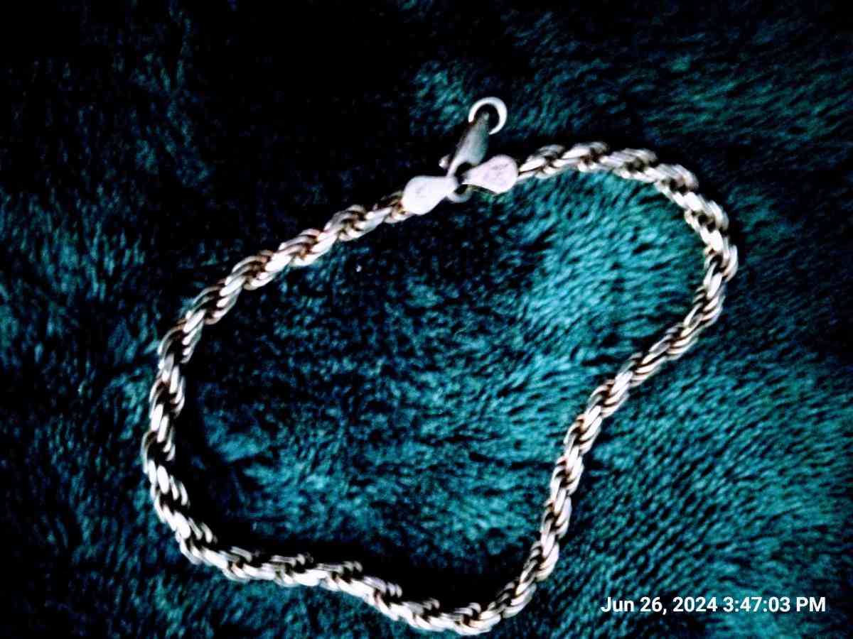 sterling silver bracelet 925made in Italy says in stamp on c - Alicia, Arkansas - FleaMarketBay